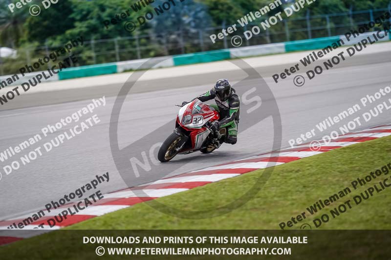 Sepang;event digital images;motorbikes;no limits;peter wileman photography;trackday;trackday digital images